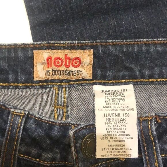 No Boundaries Jeans   - Picture 5 of 8